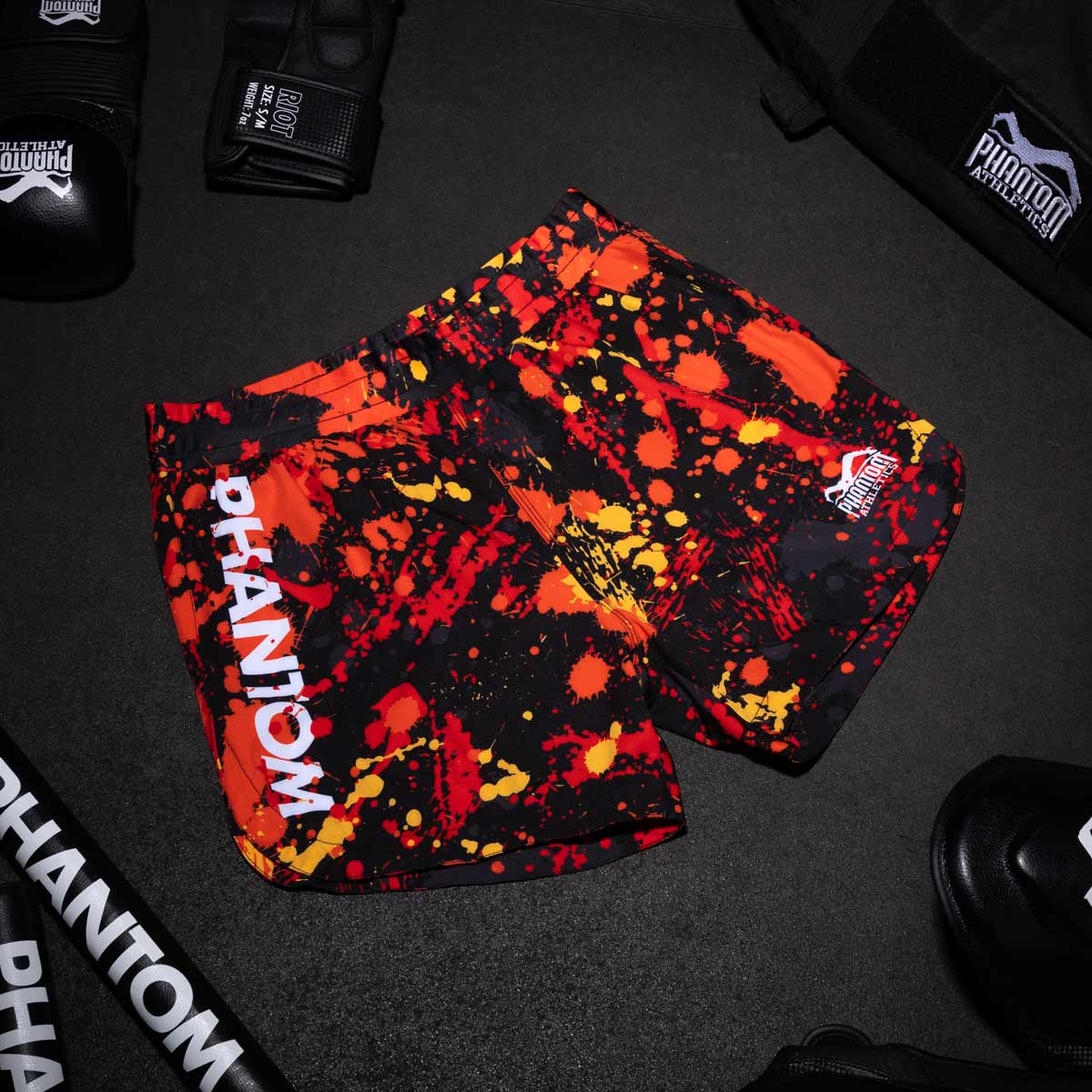 Phantom Athletics MMA Shorts Fusion Splatter - Rot/Orange