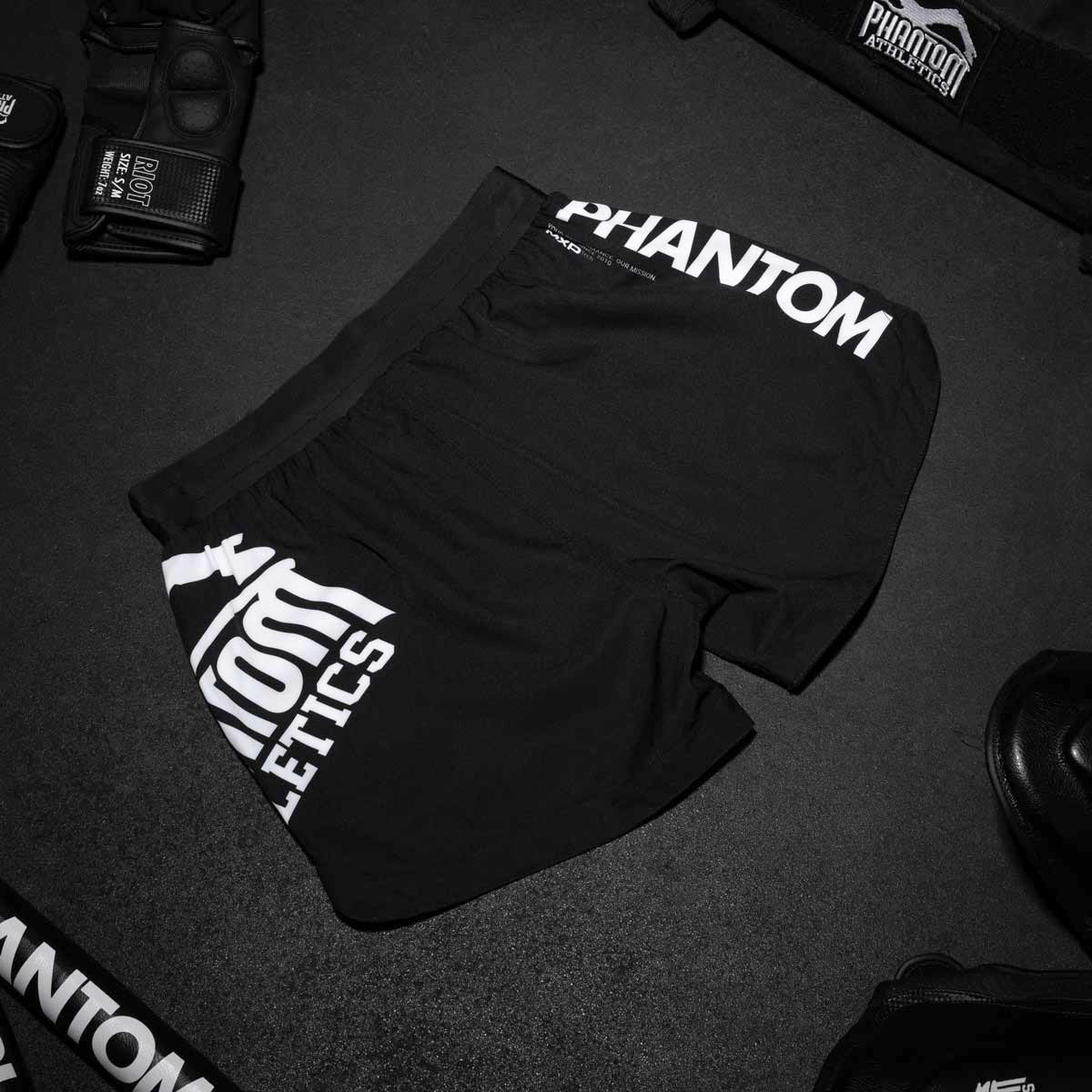 Phantom Athletics MMA Shorts Fusion Team - Schwarz