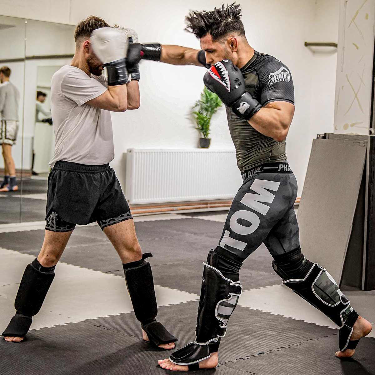 Phantom Athletics Kompressionsshorts Domination - Schwarz