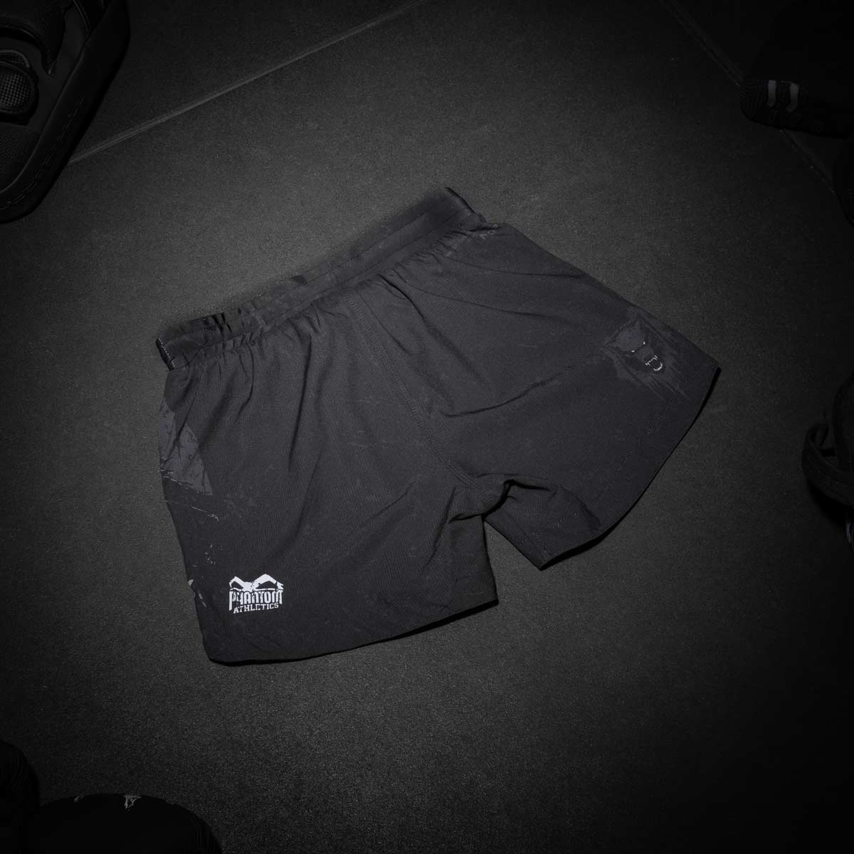 Phantom Athletics MMA Shorts Fusion-R Werewolf - Schwarz/Grau