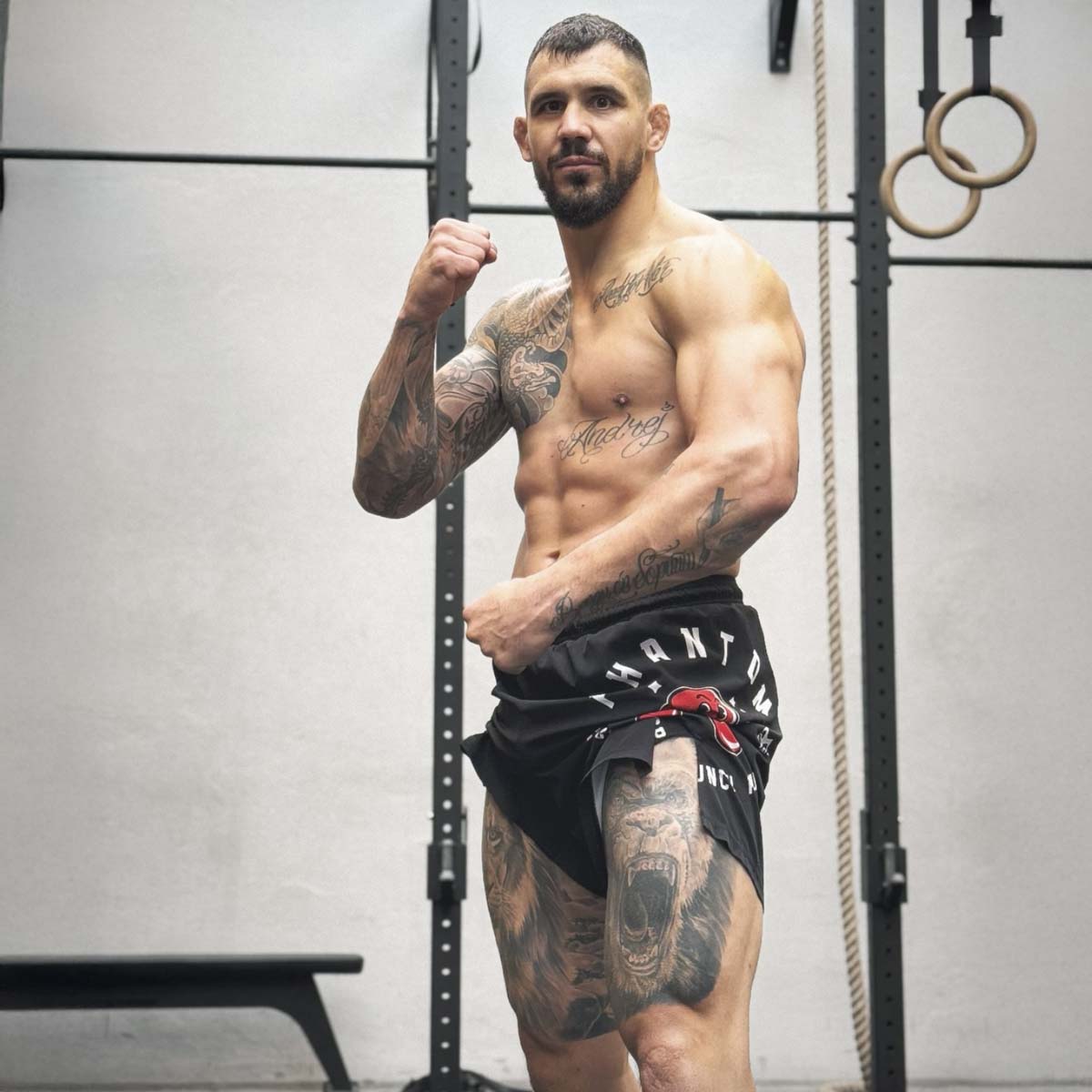 Phantom Athletics MMA Shorts EVO Punchy - Schwarz/Rot