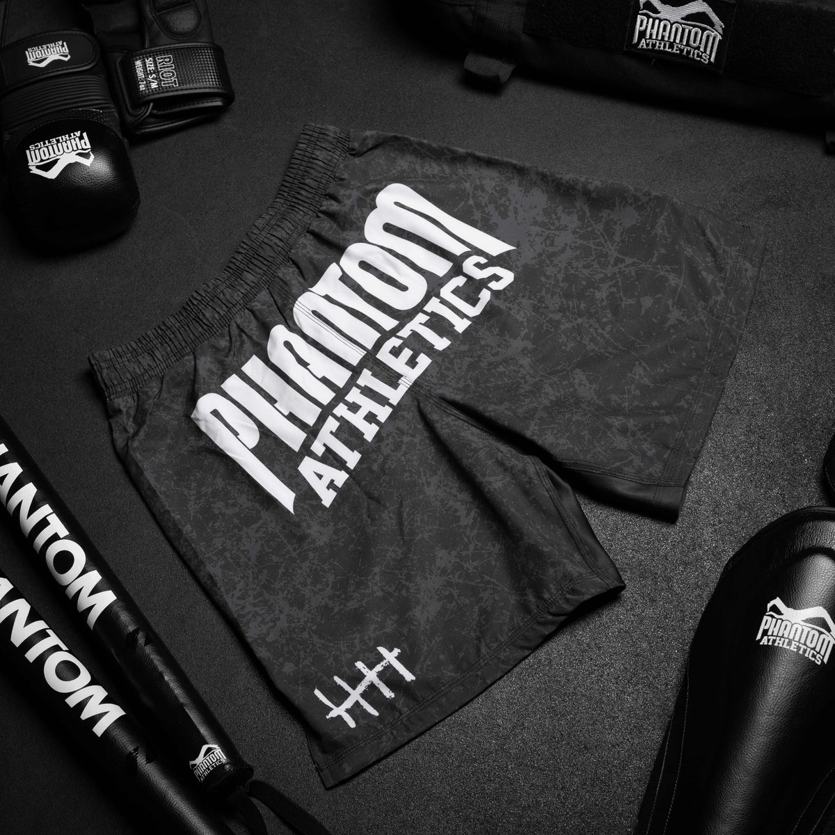 Phantom Athletics MMA Shorts EVO Serious - Schwarz