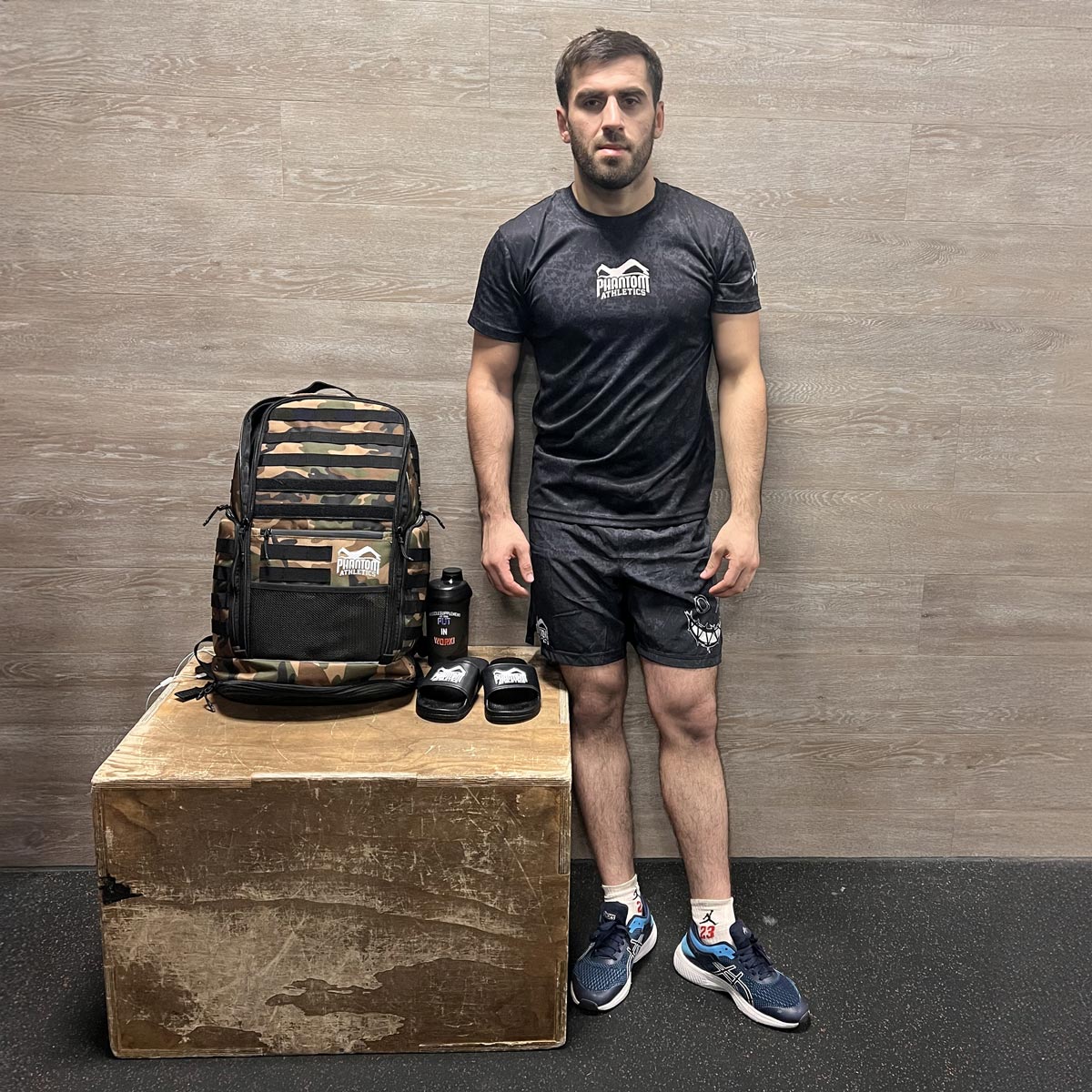 Phantom Athletics MMA Shorts EVO Serious - Schwarz