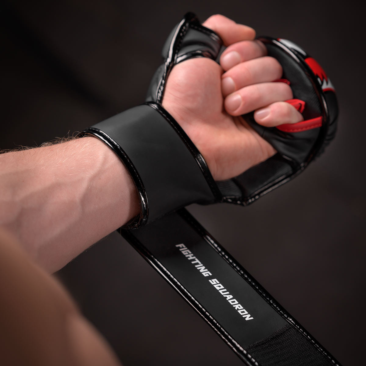 Phantom Athletics MMA Handschuhe Fight Squad - Schwarz