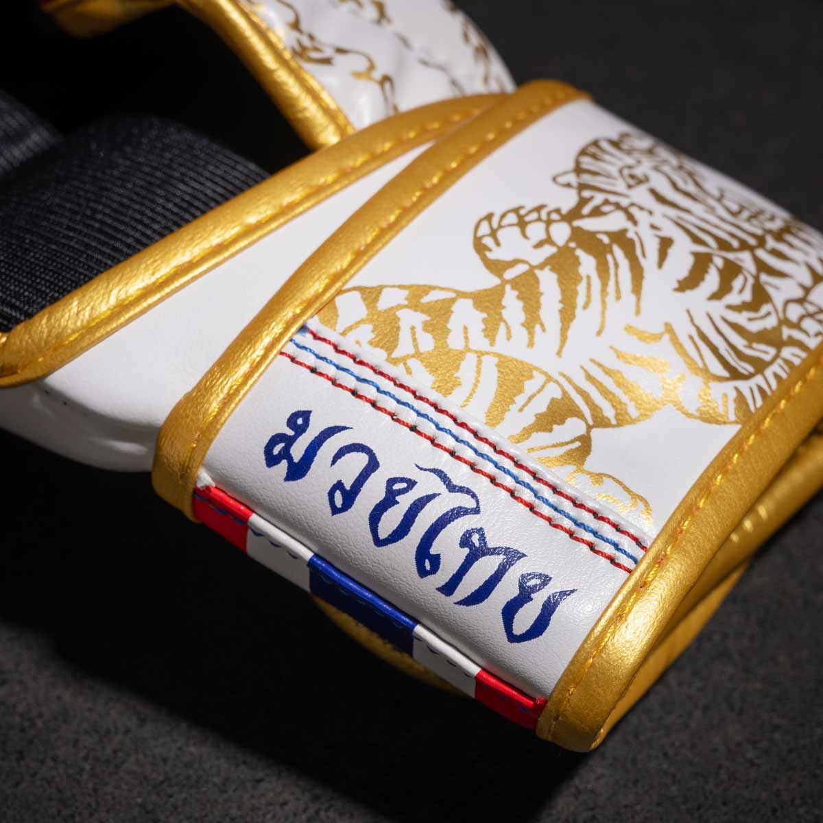 Phantom Athletics MMA-Handschuhe Sparring Muay Thai - Weiß/Gold