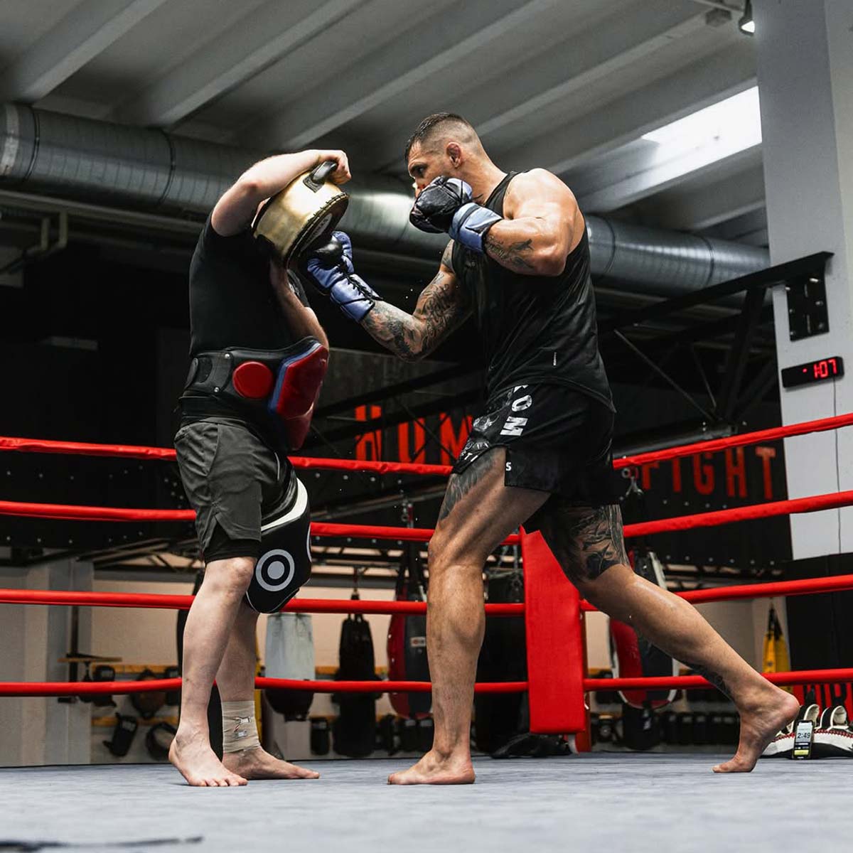 Phantom Athletics Muay Thai Shorts Dobermann - Schwarz