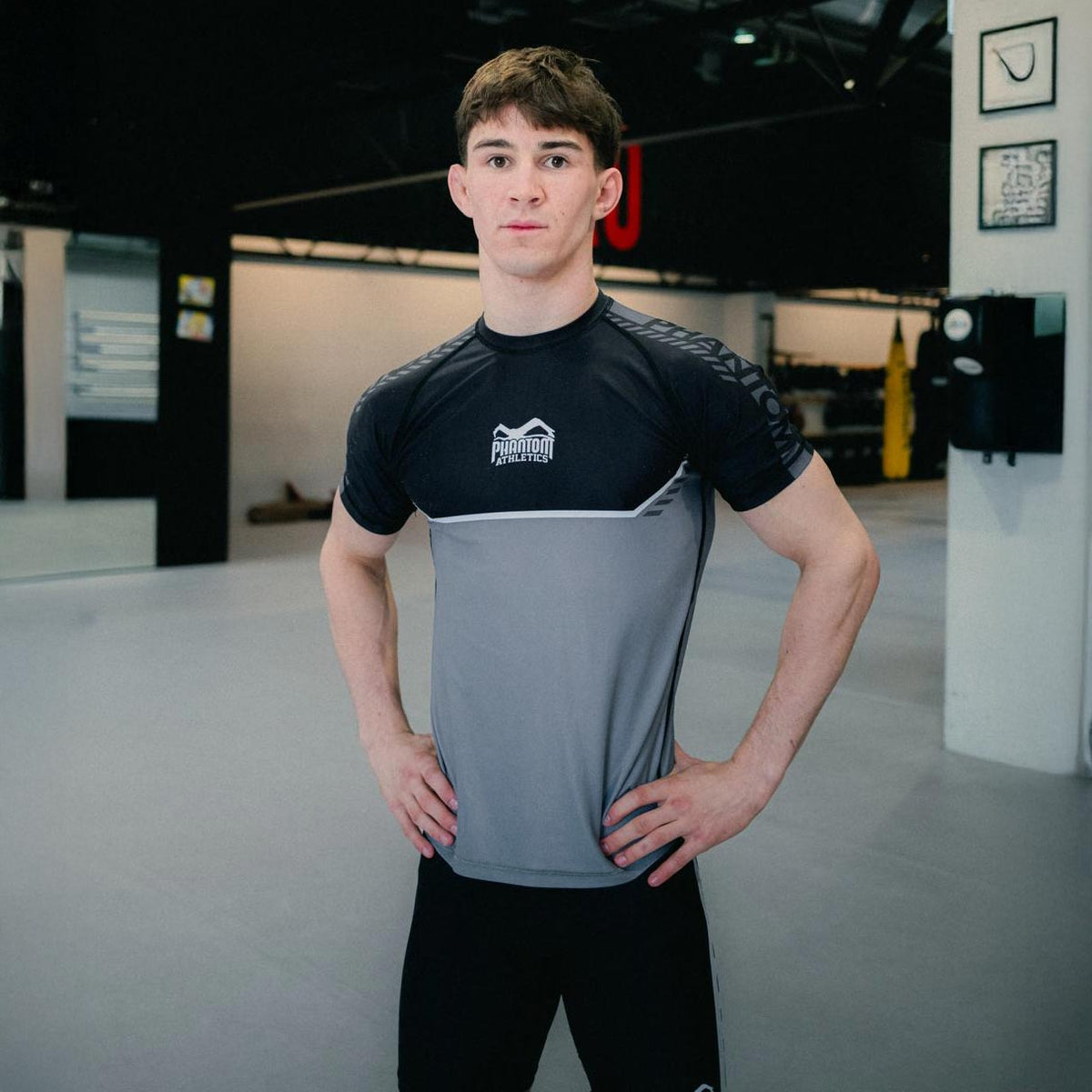 Phantom Athletics Rashguard EVO Apex Kurzarm - Grau