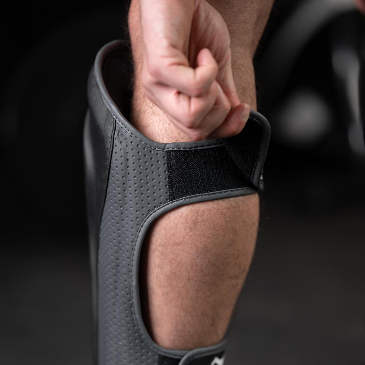 Phantom Athletics Schienbeinschoner MT-Pro - Schwarz/Grau