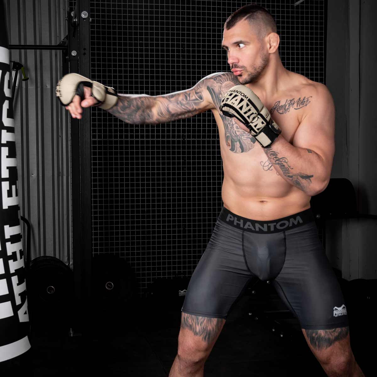 Phantom Athletics Kompressionsshorts Vector Apex - Schwarz