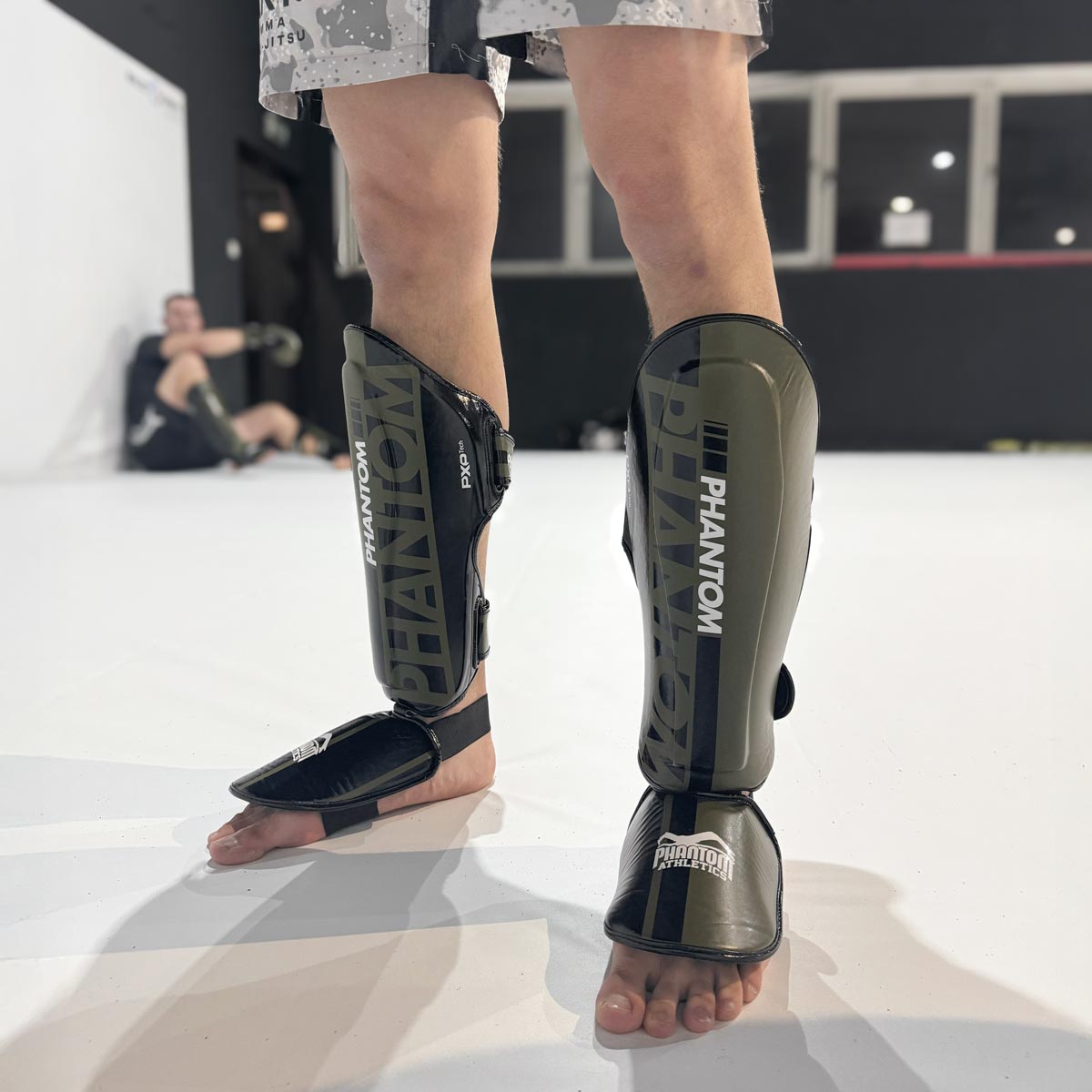 Phantom Athletics Schienbeinschoner APEX Striking - Army