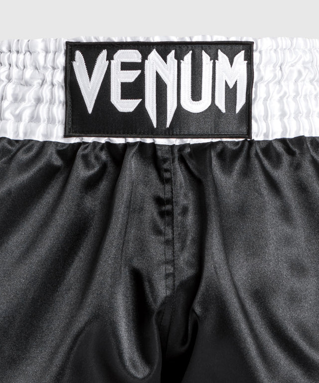 Venum Muay Thai Shorts Classic 2.0 - Schwarz/Weiss