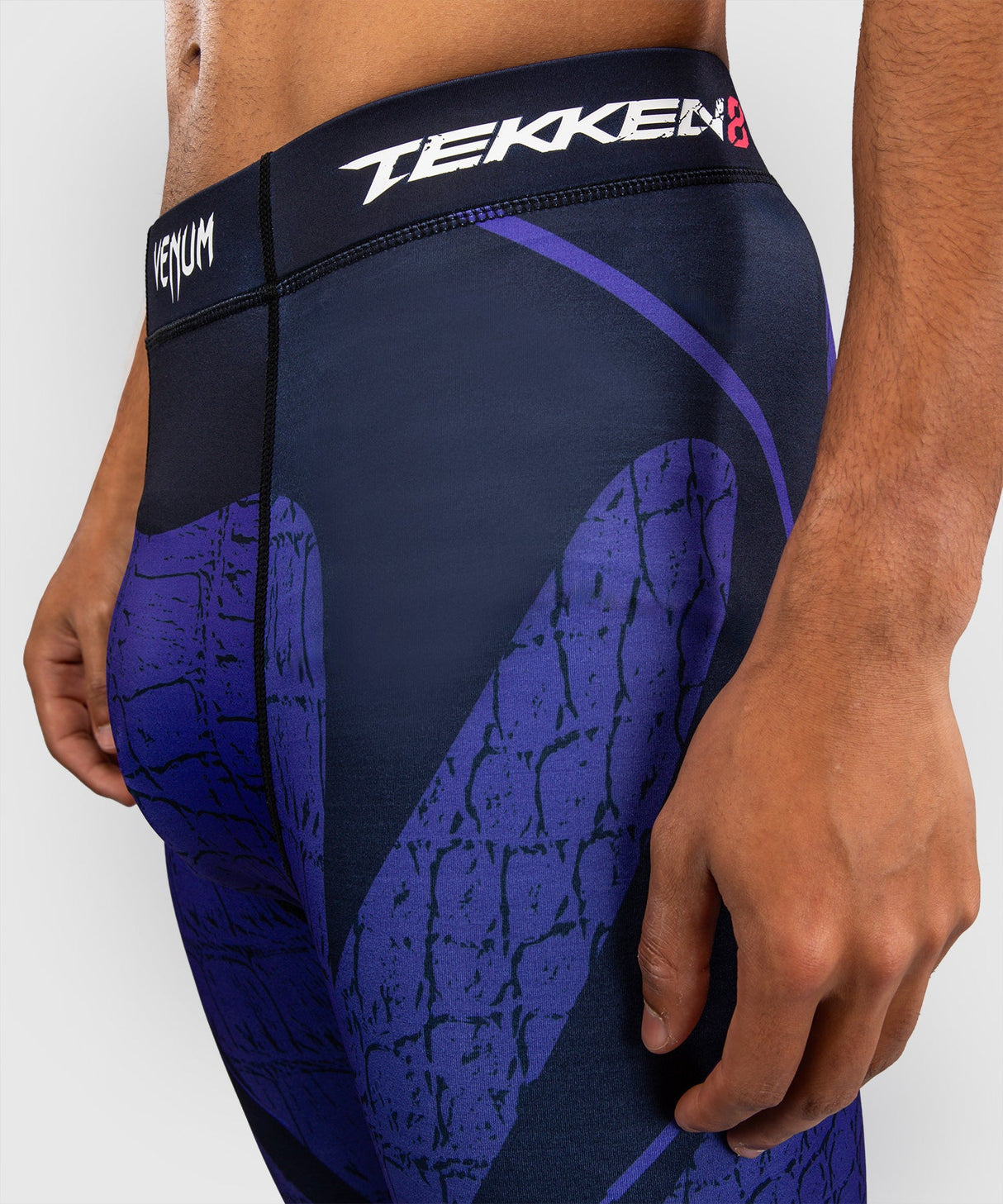 Venum Spats TEKKEN 8 Kazuya Zwart/Blauw
