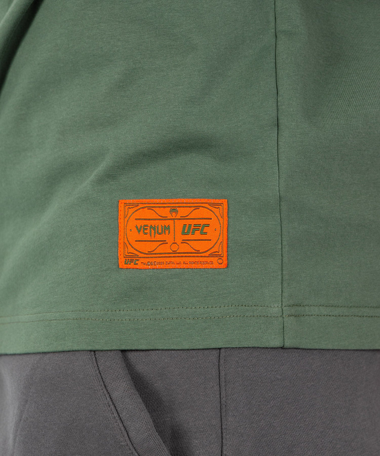 UFC Venum T-Shirt Ulti-Man – Khaki Grün/Orange