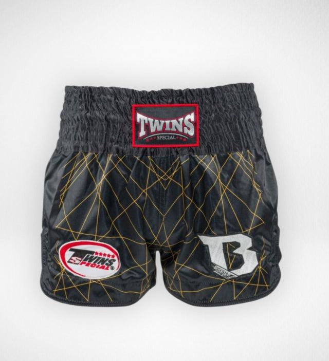 Twins Muay Thai Shorts TBT2 – Schwarz/Gelb