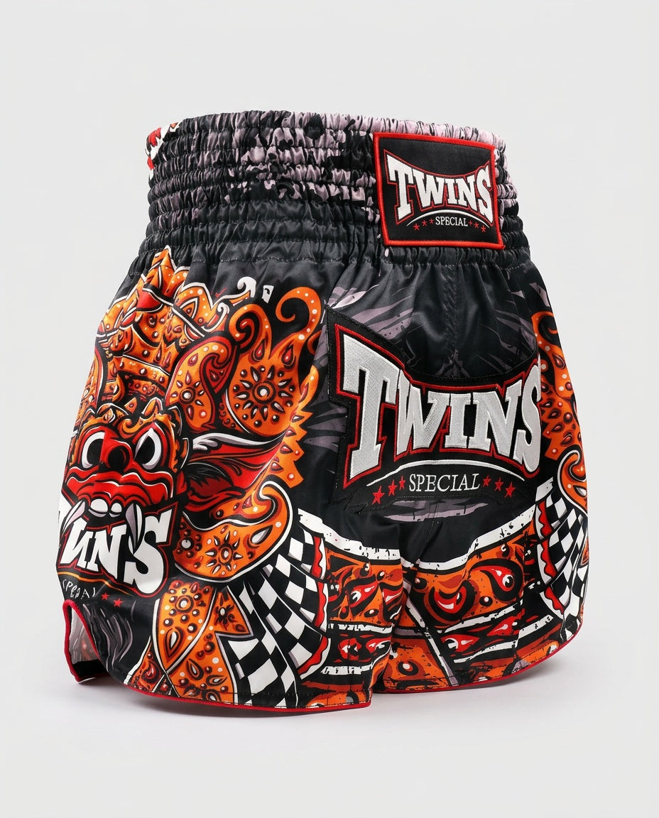 Twins Muay-Thai-Shorts TTBL Barong – Schwarz/Rot/Orange