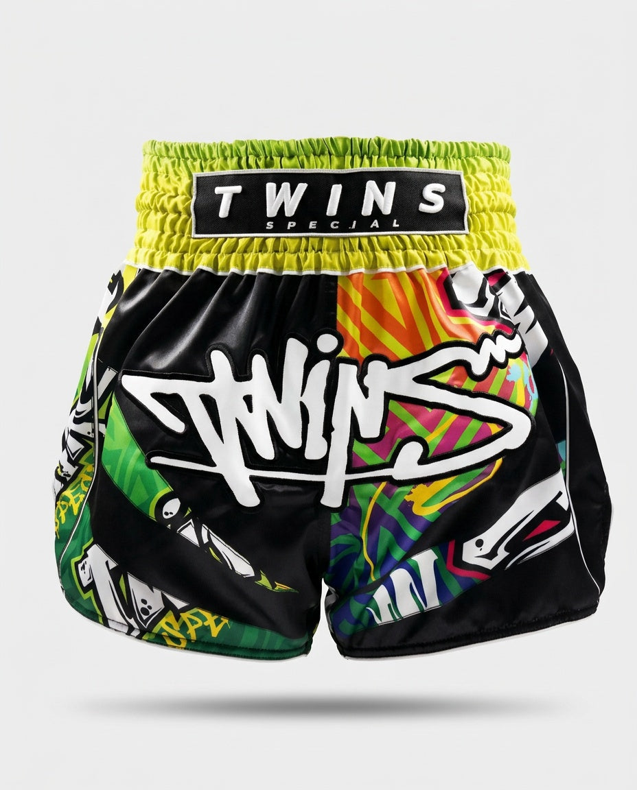 Twins Muay-Thai-Shorts TTBL Graffiti – Schwarz/Grün/Gelb