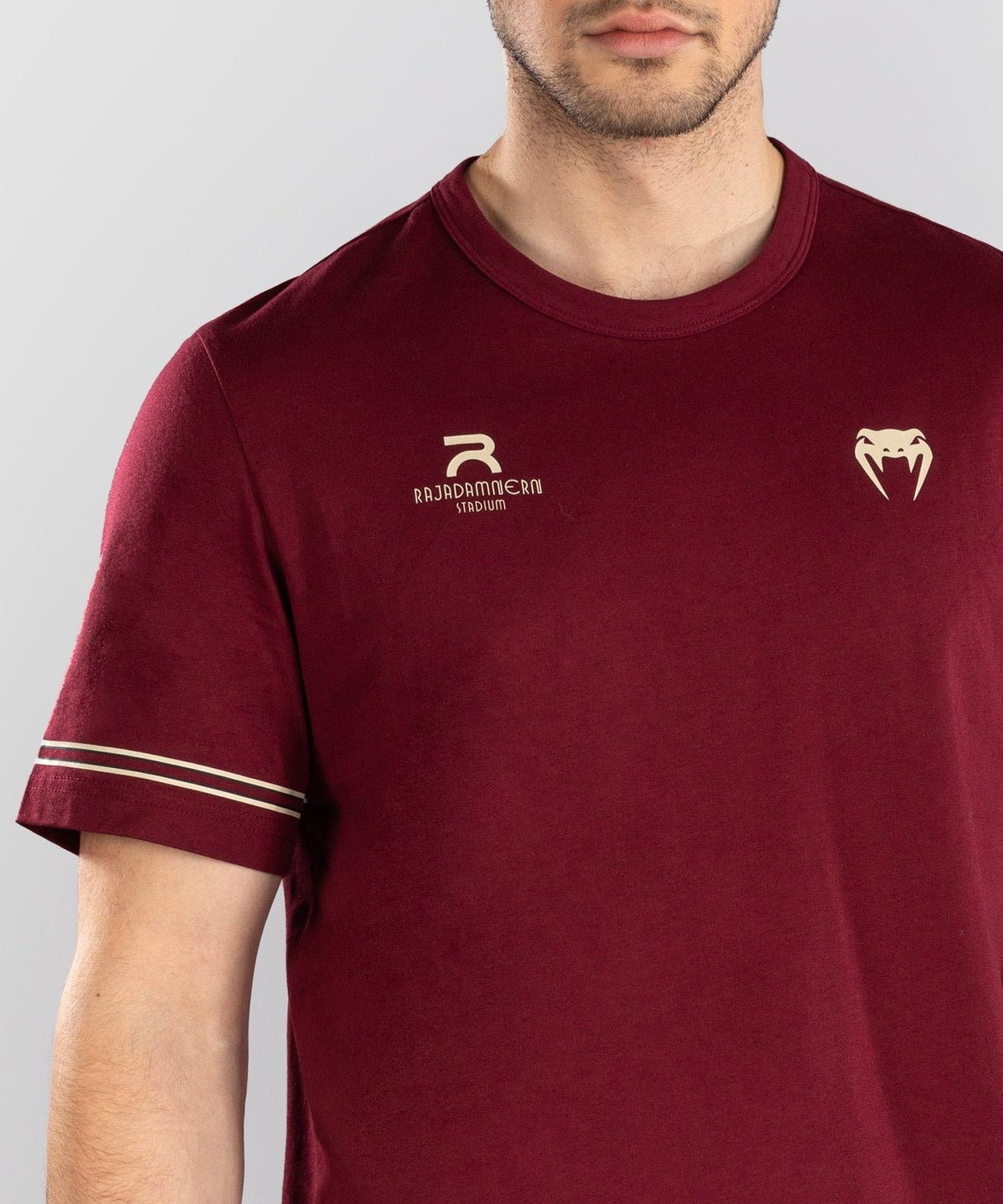 Venum x Rajadamnern T-Shirt – Bordeauxrot