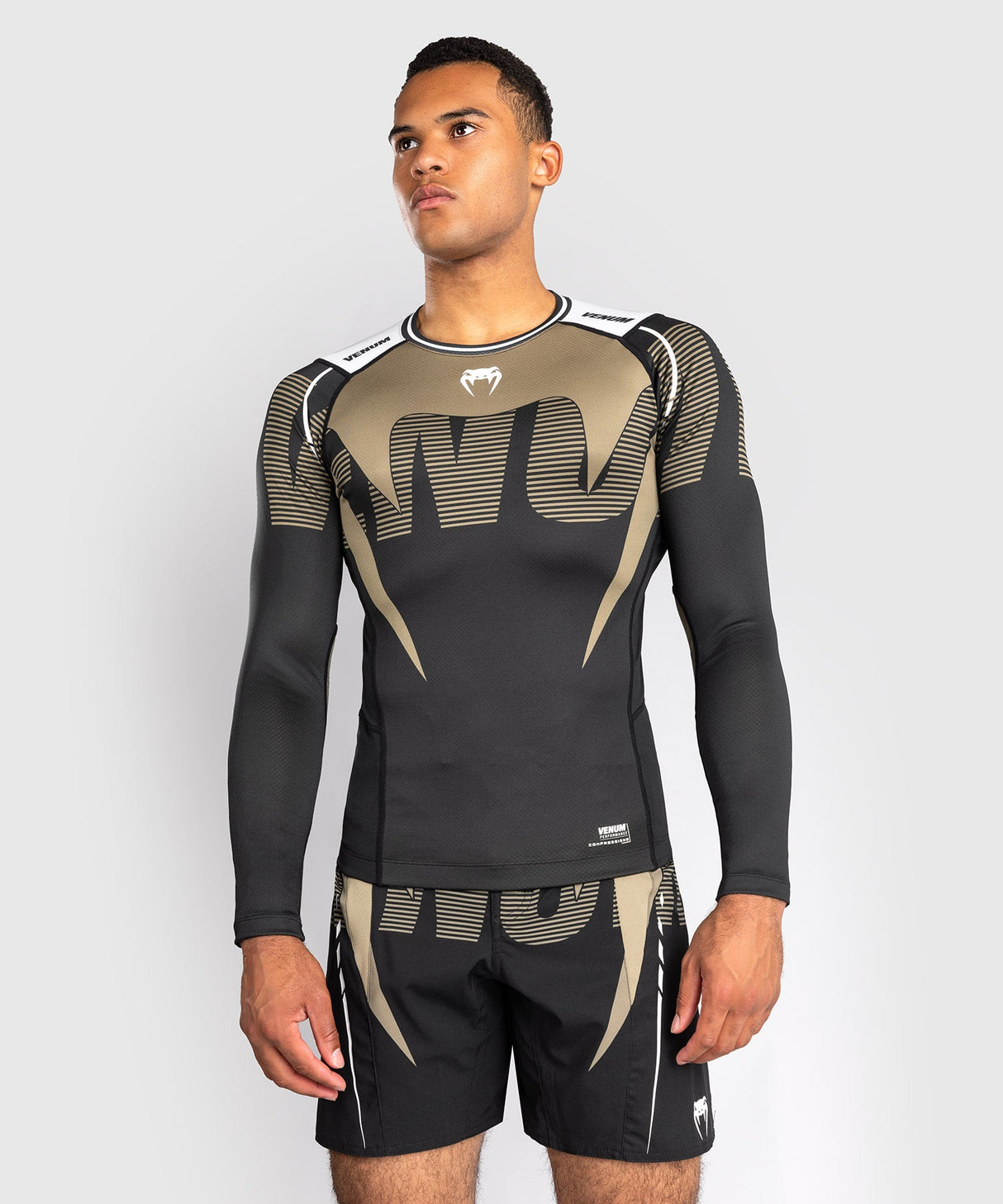Venum Rashguard Langarm Adrenaline – Schwarz/Sand
