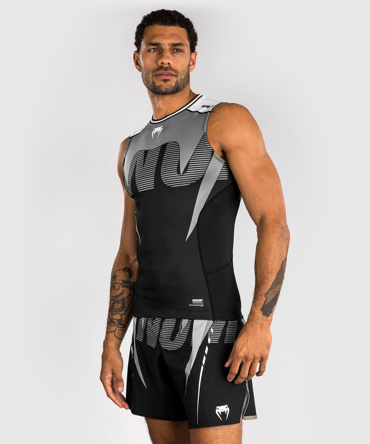 Venum Rashguard Ärmellos Adrenaline – Schwarz/Silbergrau