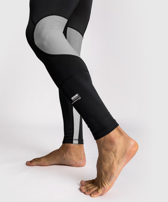 Venum Spats Adrenaline – Schwarz/Silbergrau