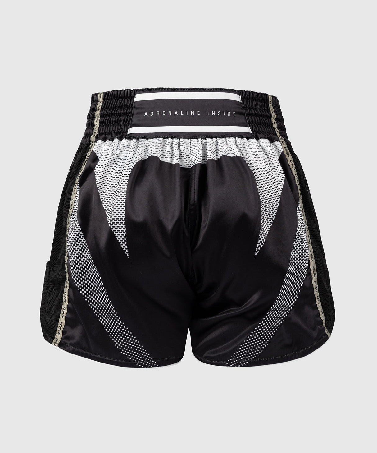 Venum Muay-Thai-Shorts Adrenaline – Schwarz/Sand
