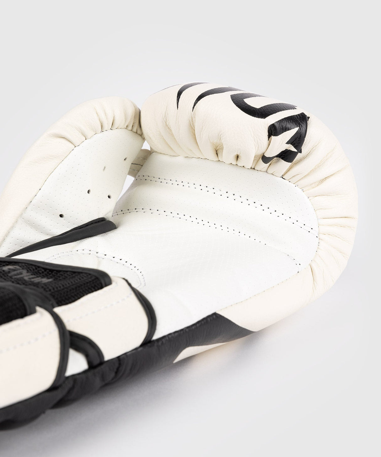 Venum Boxhandschuhe Reverso – Weiss/Schwarz