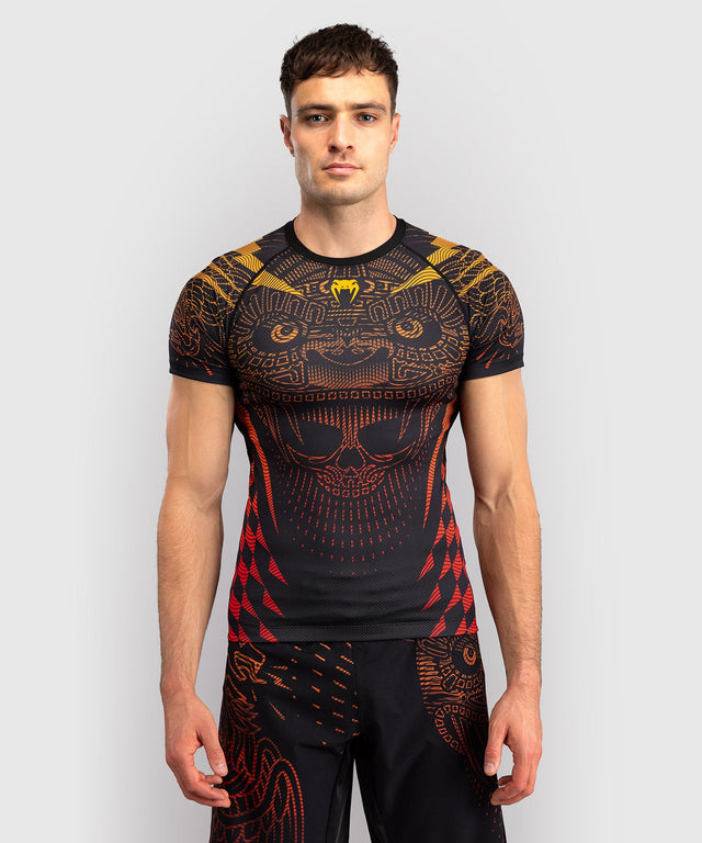 Venum Rashguard mit Kurzarm Quetzal Fury – Schwarz/Rot