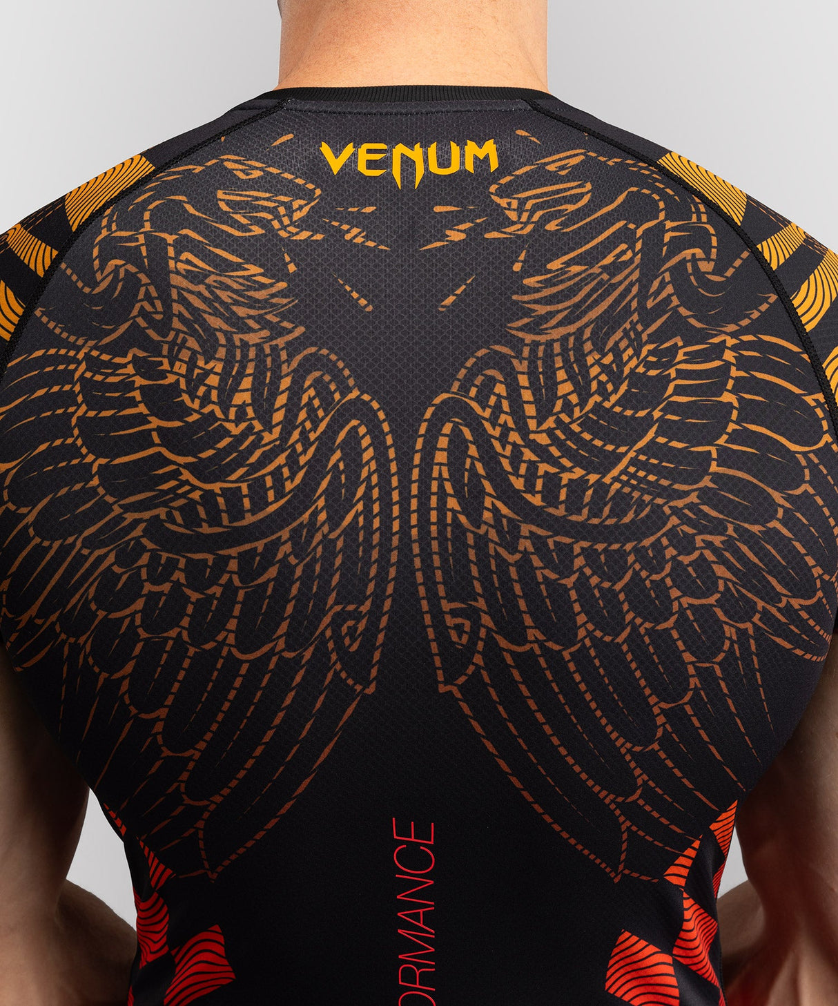 Venum Rashguard mit Kurzarm Quetzal Fury – Schwarz/Rot