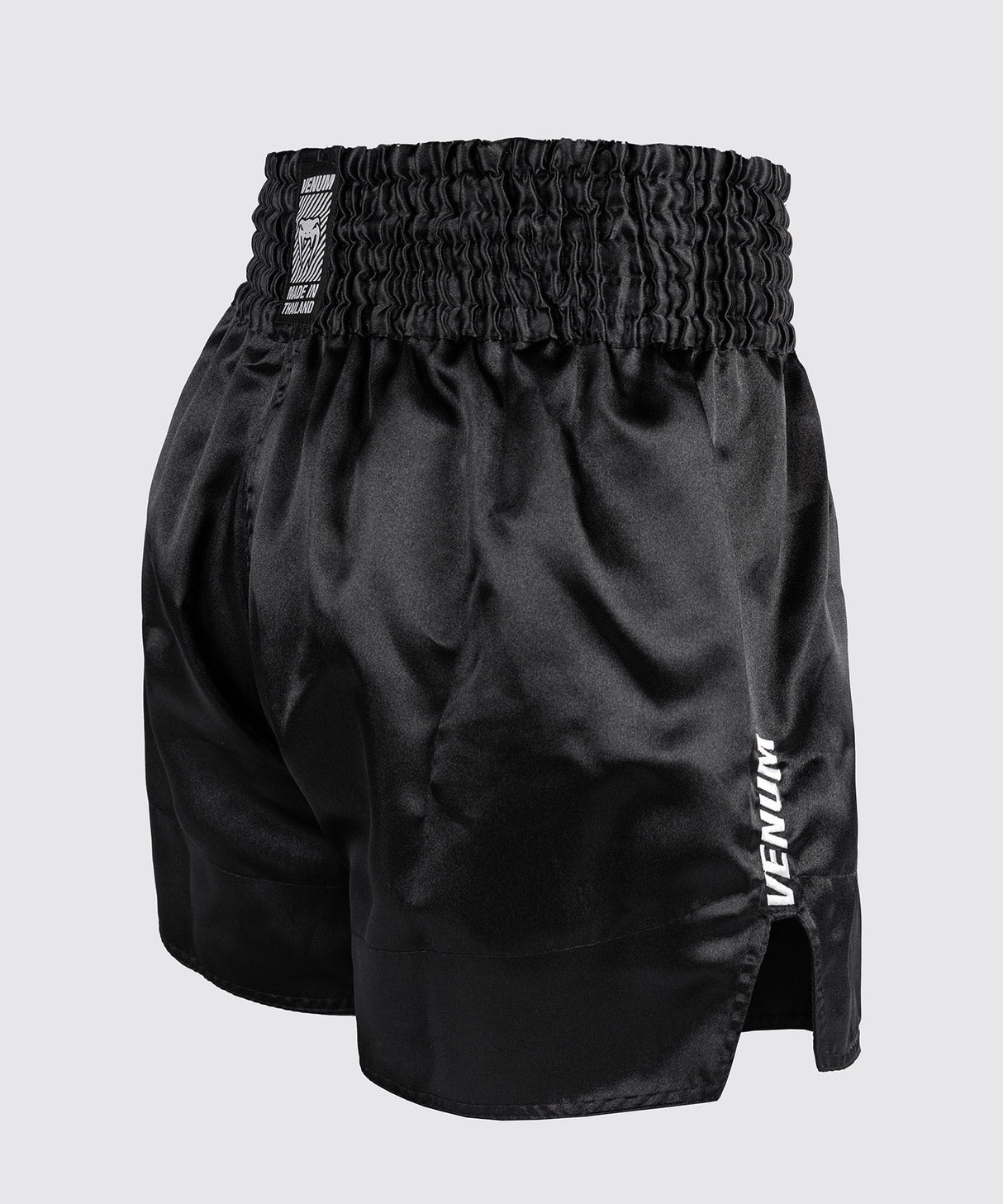 Venum Muay Thai Shorts Classic Evo – Schwarz/Weiss