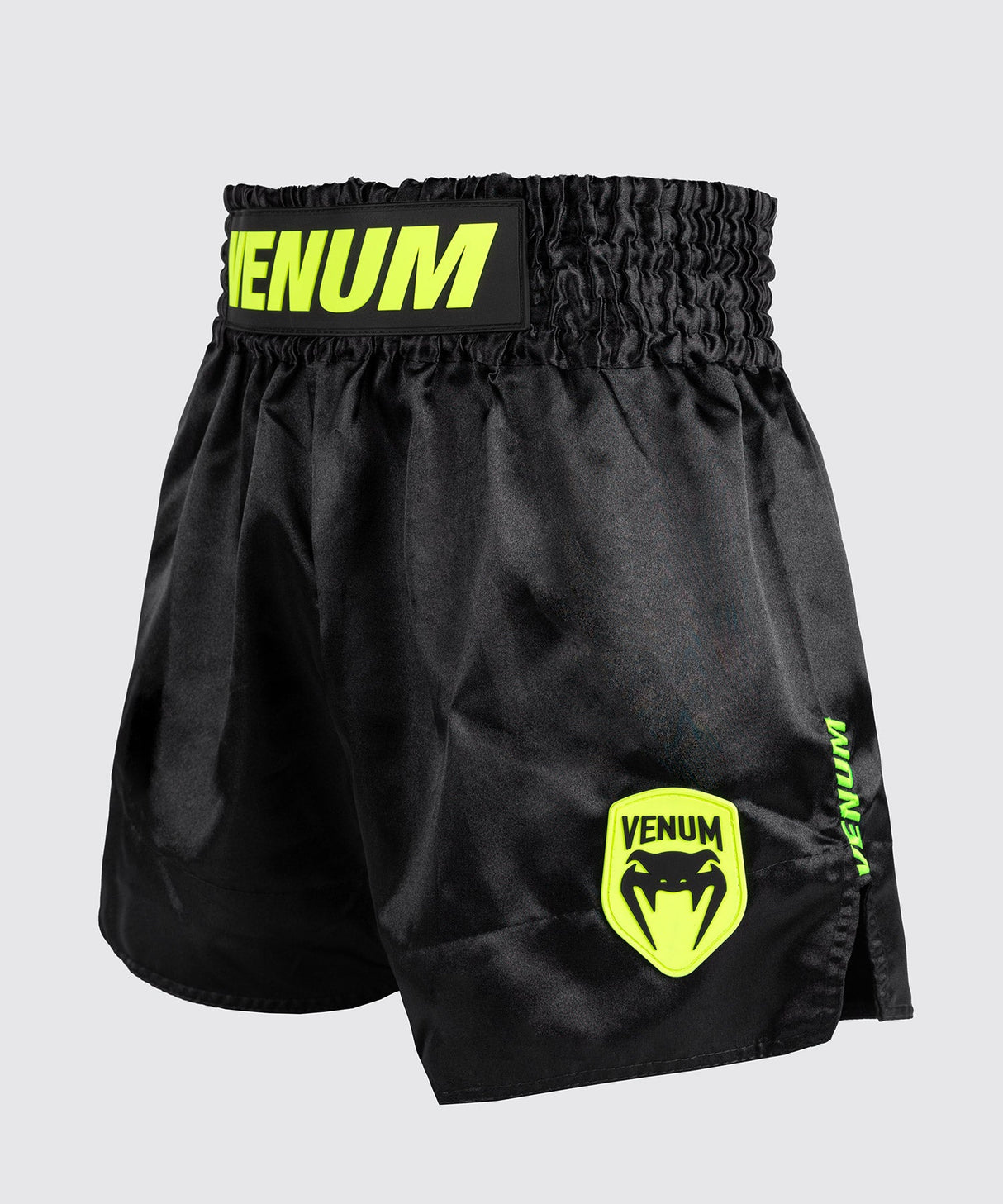 Venum Muay Thai Shorts Classic Evo – Schwarz/Neongelb