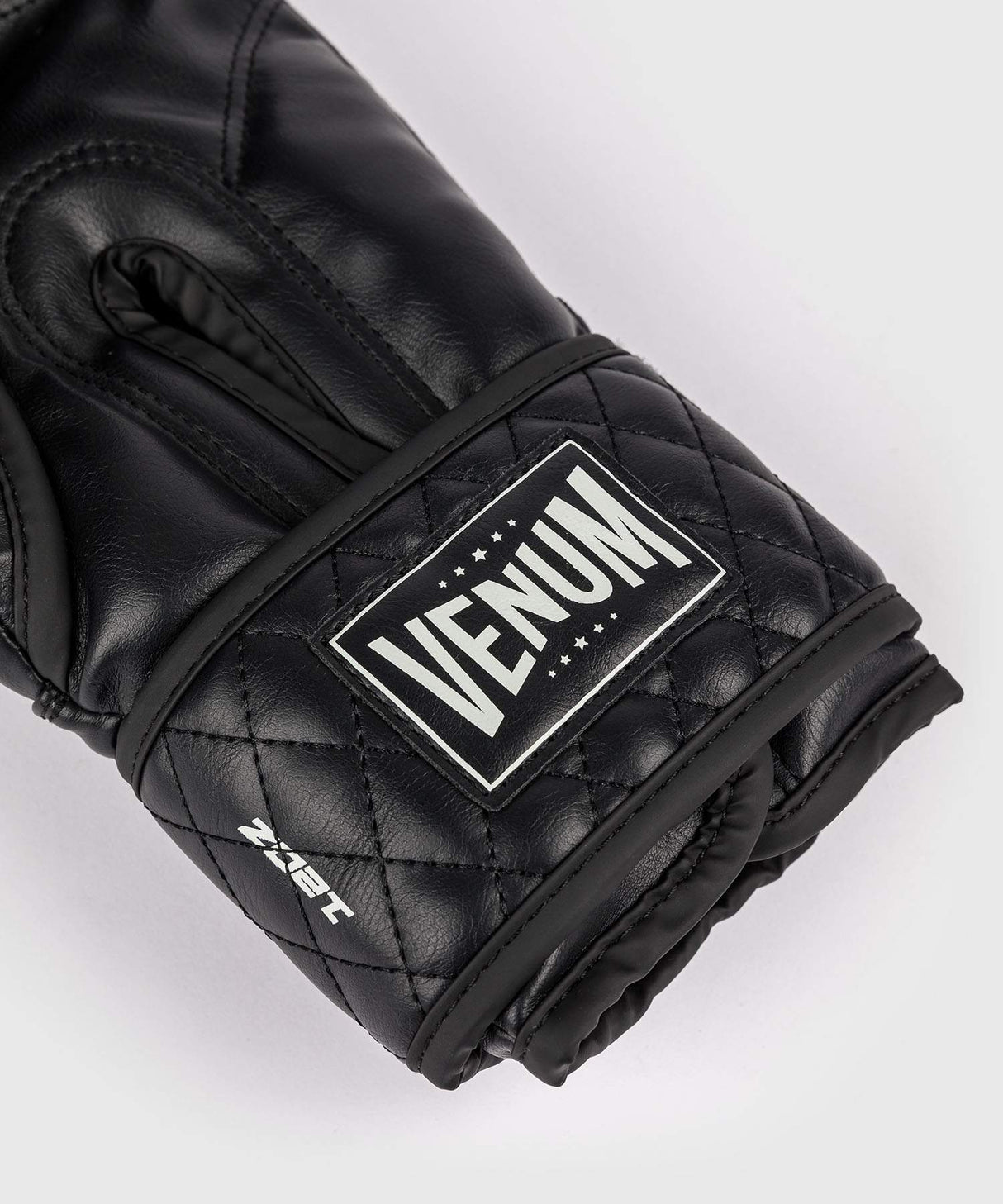 Venum Boxhandschuhe Impact Classic – Schwarz