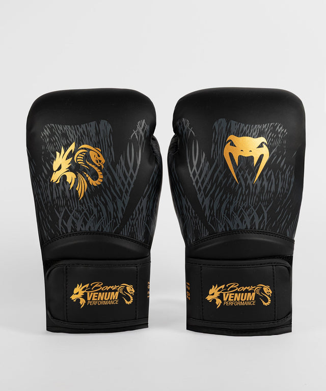 Venum x Chimaev Boxhandschuhe – Schwarz/Gold