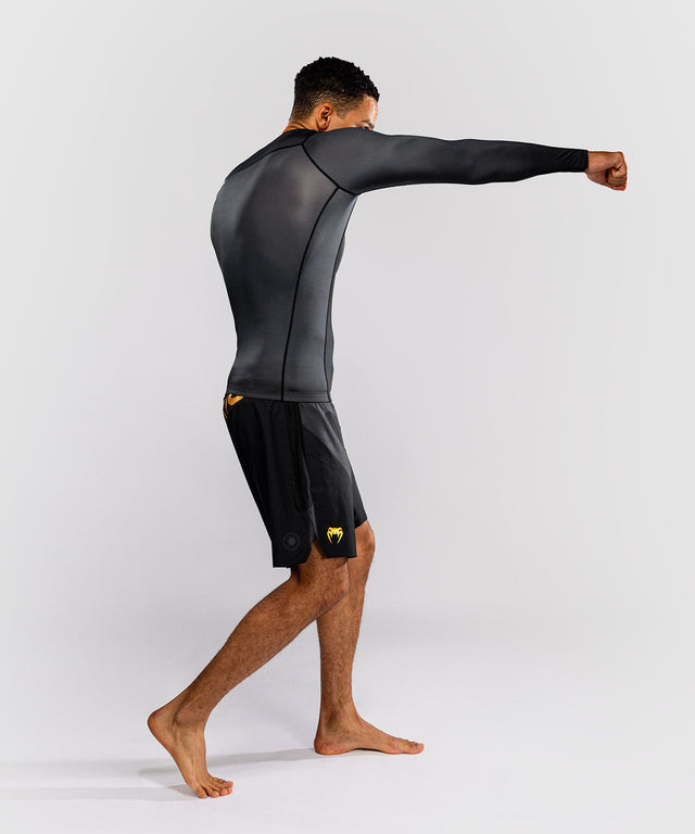 Venum Rashguard Attack Lange Ärmel - Schwarz/Gold