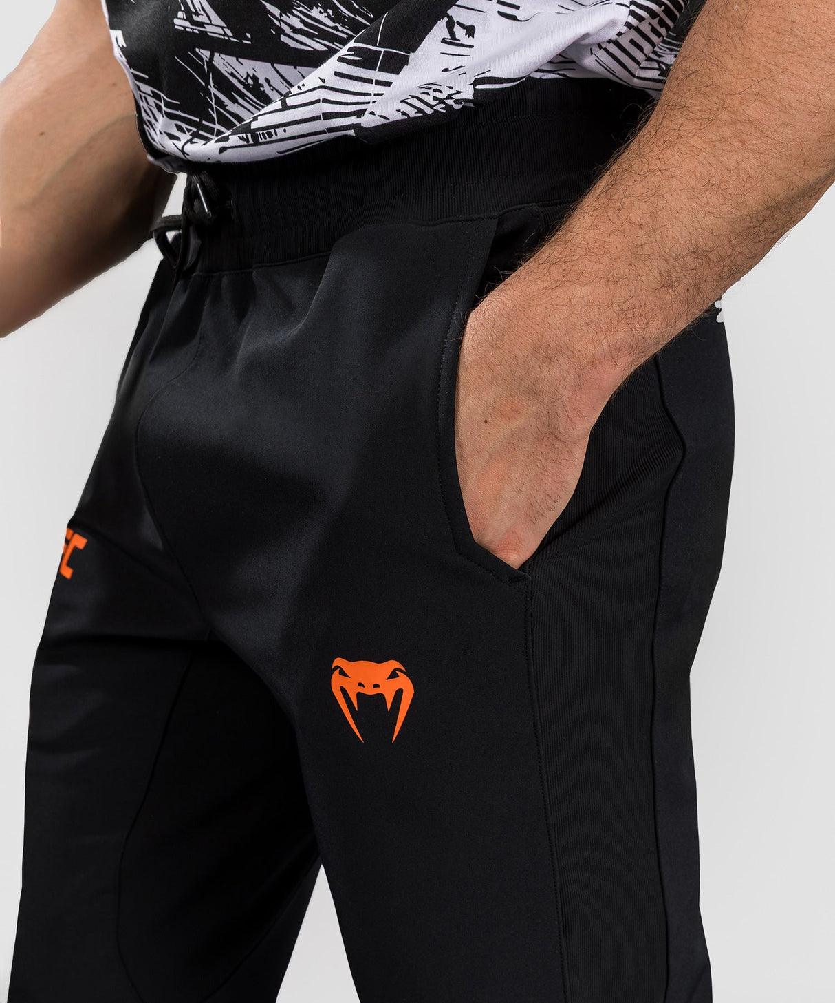 Venum UFC Trainingshose Zenith - Schwarz