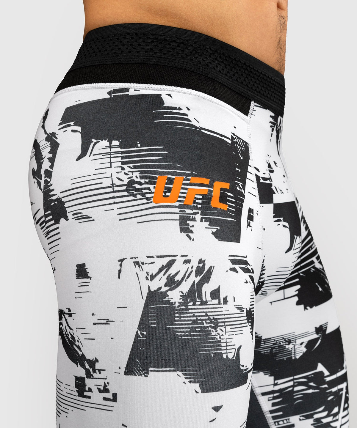 Venum UFC Kompressionshose Zenith - Weiß