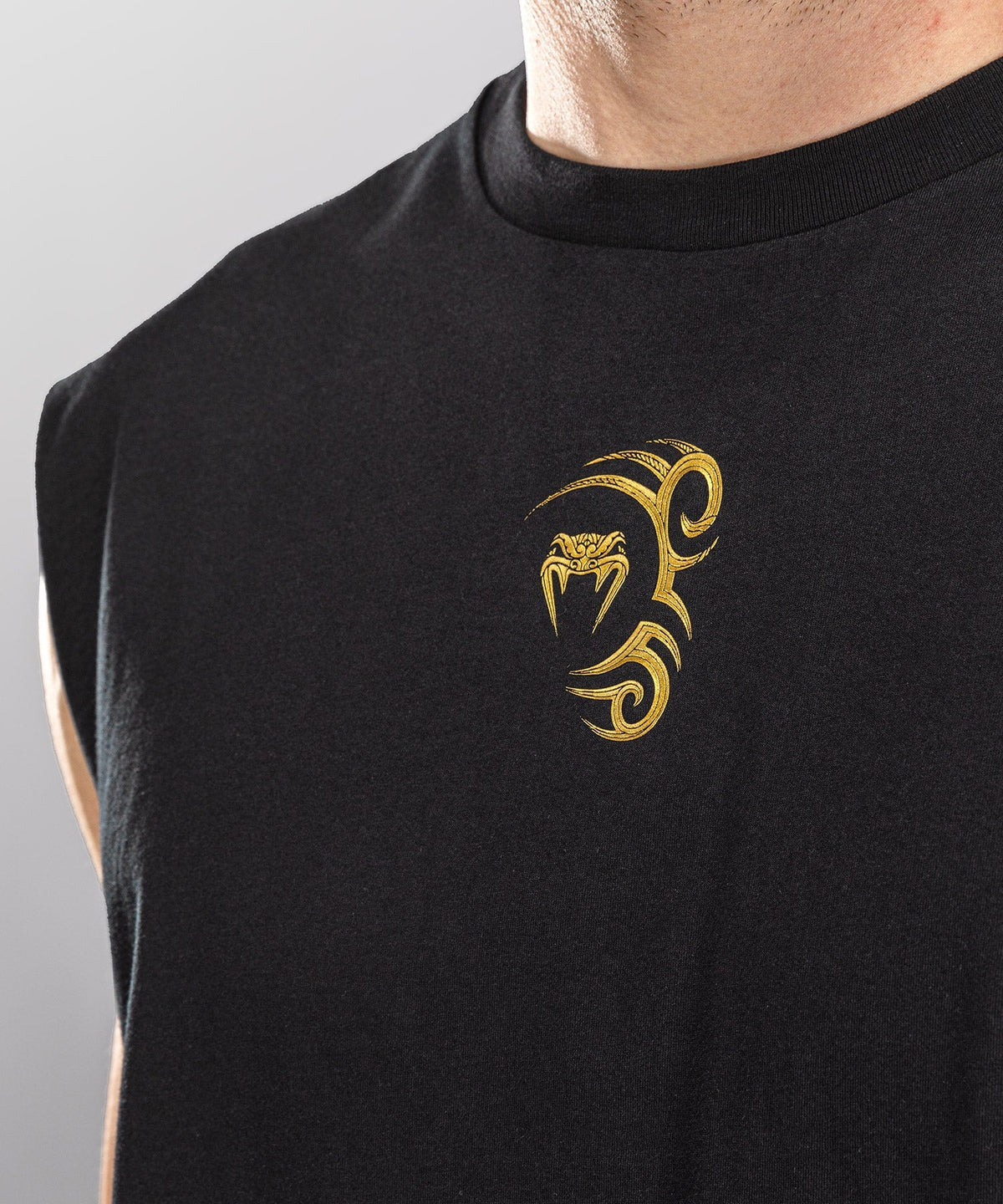Venum x Mike Tyson T-Shirt Tiger Ärmellos – Schwarz/Gold
