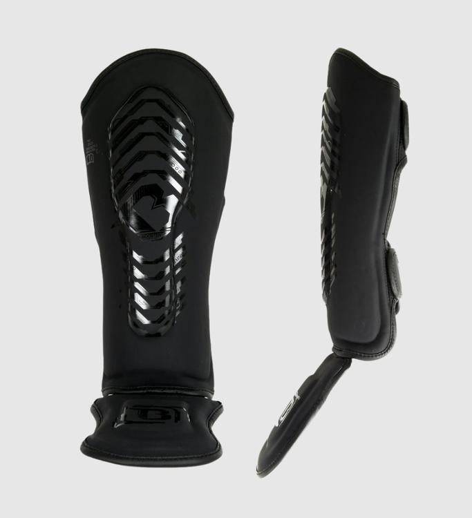 Booster Schienbeinschoner Elite V2 Kids - Schwarz/Schwarz - The Fight Company Deutschland