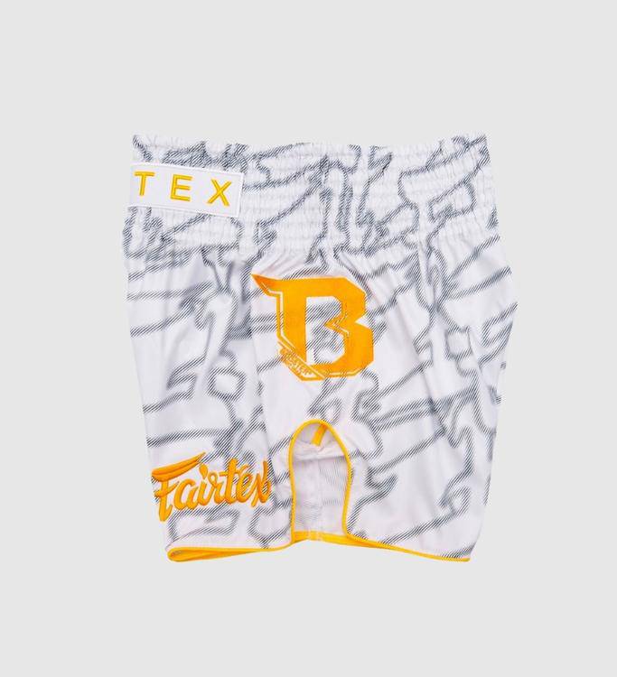 Fairtex X Booster Kickboks Broekje - Wit/Goud - The Fight Company Deutschland
