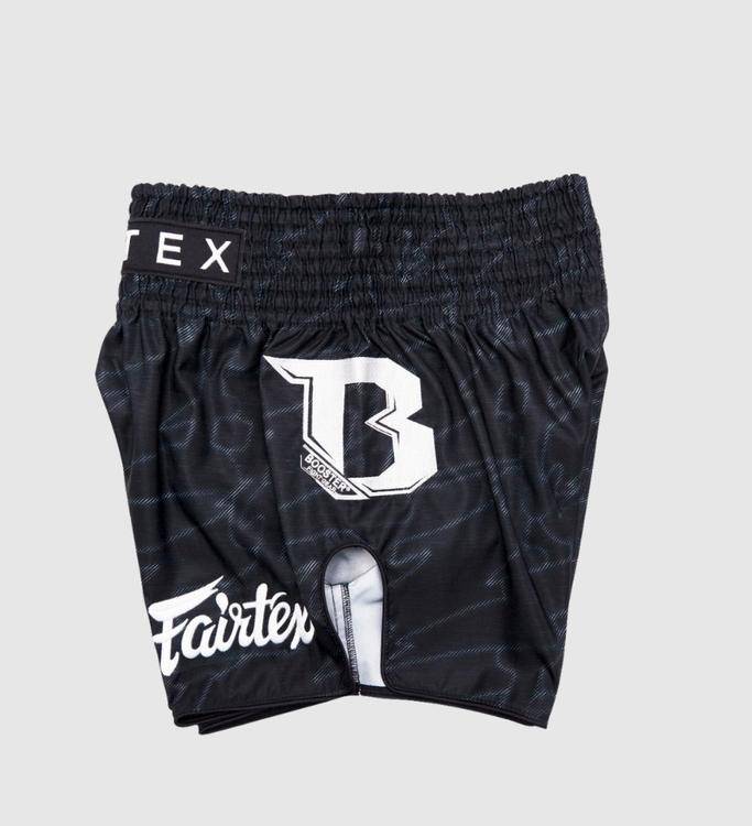 Fairtex X Booster Kickboks Broekje - Zwart/Wit - The Fight Company Deutschland