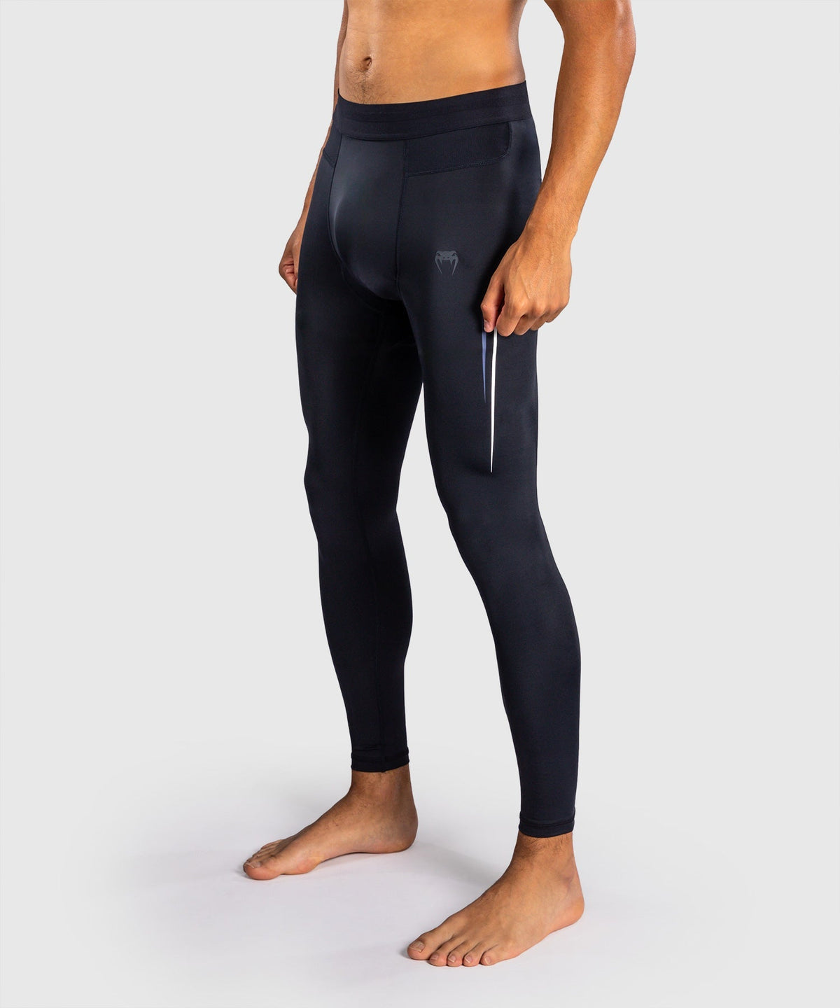 Venum Kompressionsshorts G-Core – Marineblau/Weiß