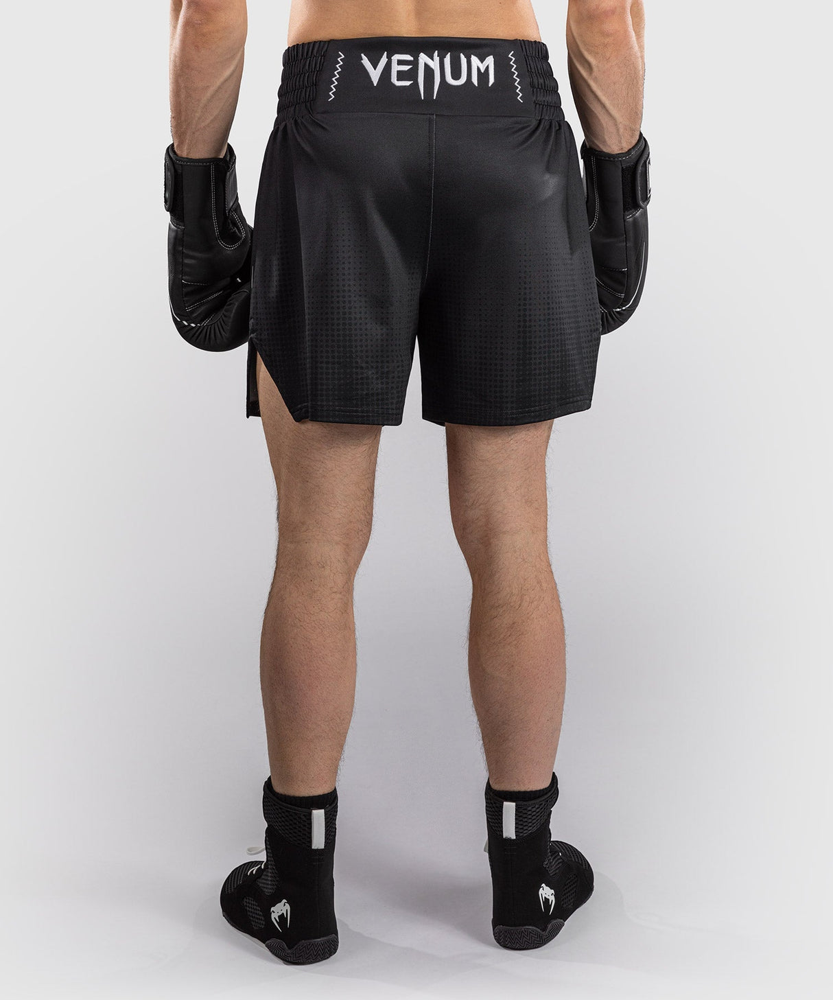 Venum Boxhosen Stealth – Schwarz/Weiß