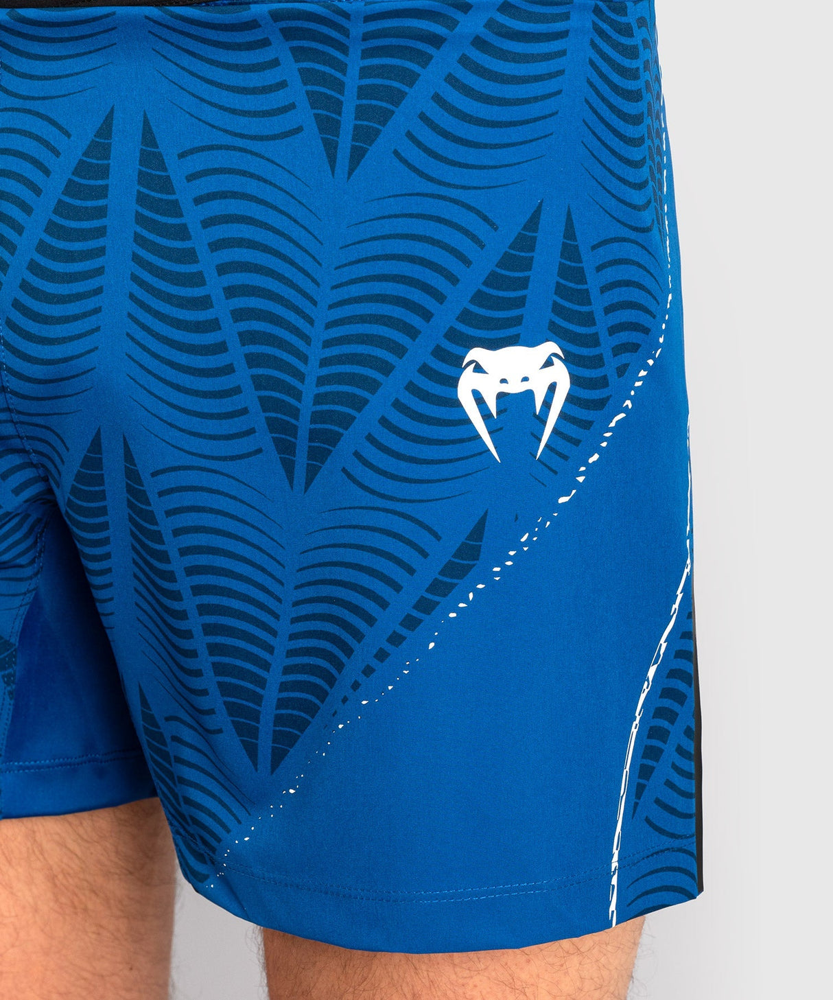 Venum UFC MMA Shorts Zenith - Blau