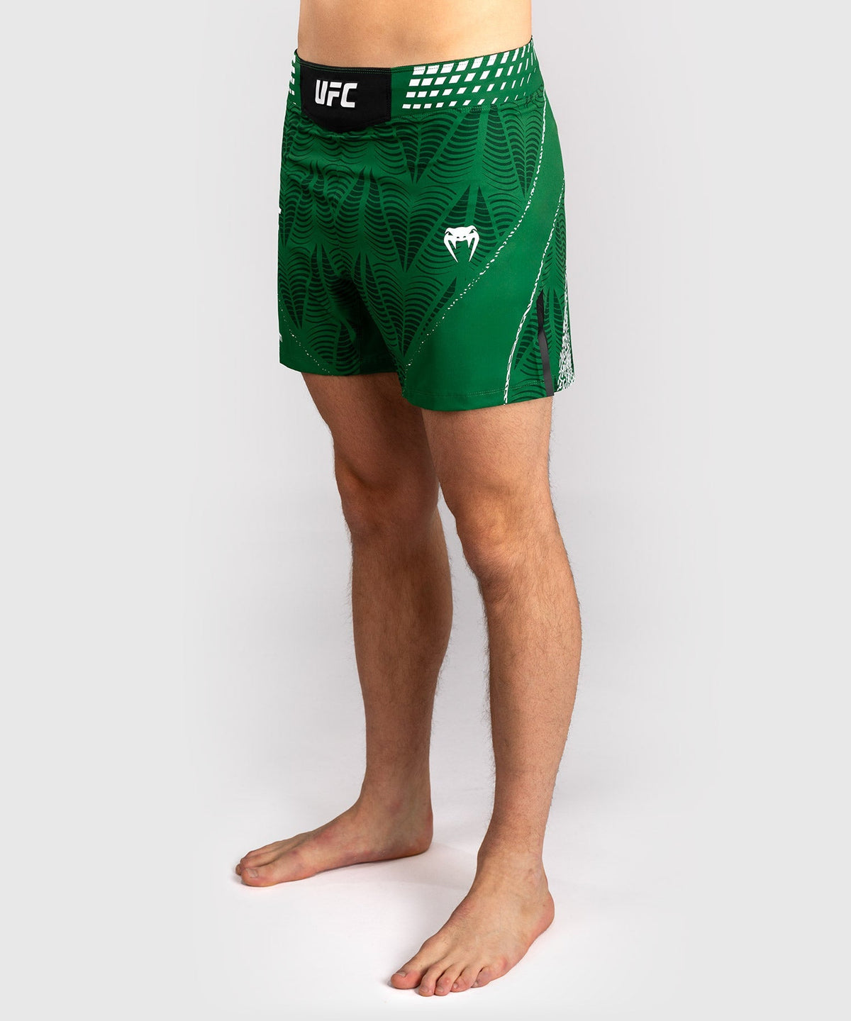 Venum UFC MMA Shorts Zenith - Grün