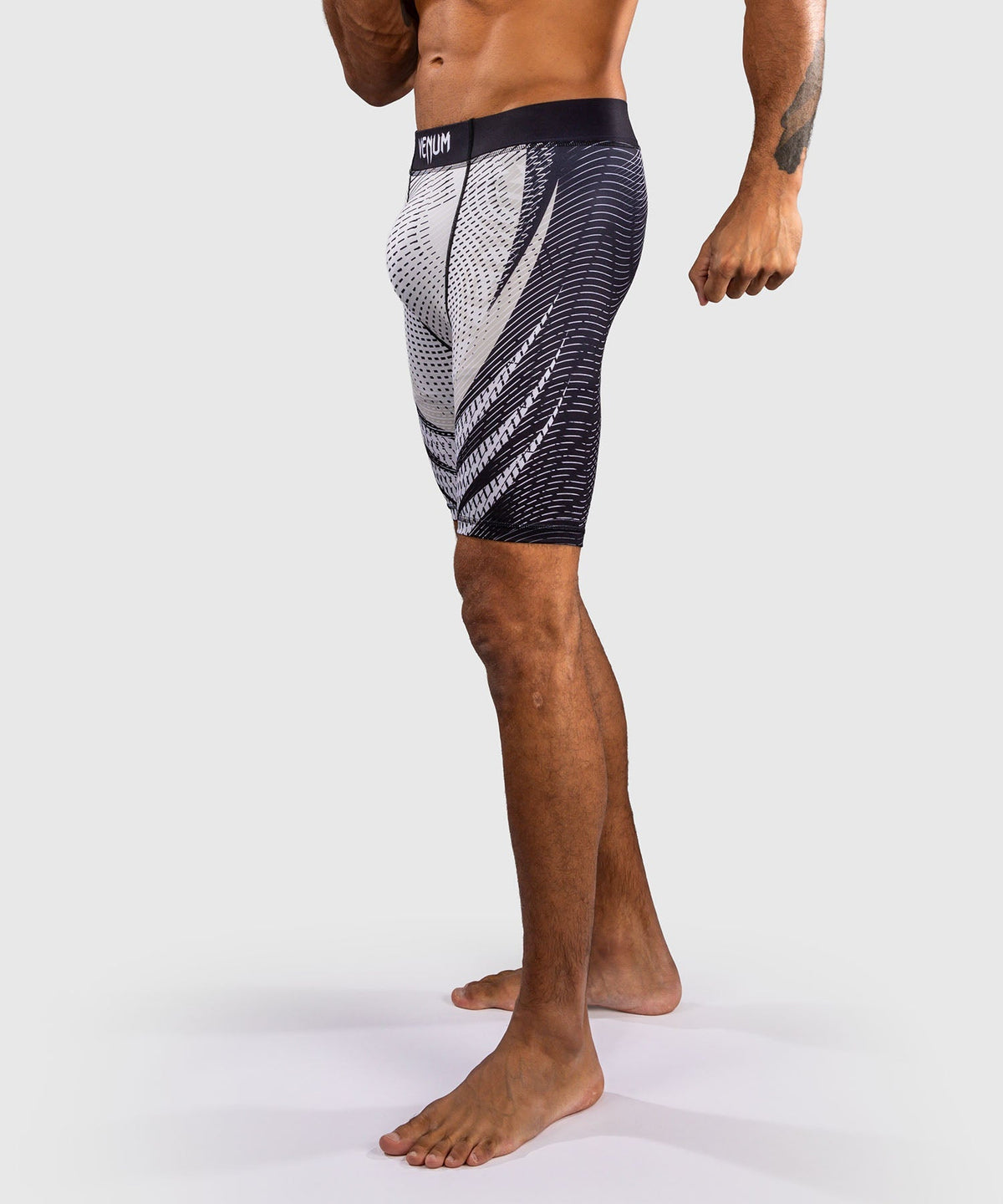 Venum Kompressionsshorts Galactic 3.0 – Offwhite/Schwarz