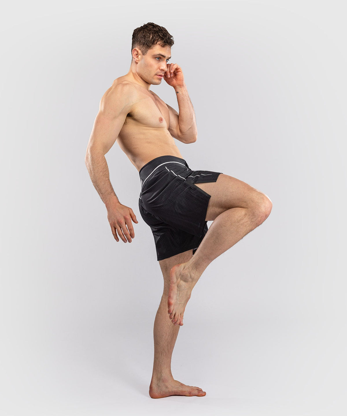 Venum MMA-Shorts Stealth - Schwarz/Weiß