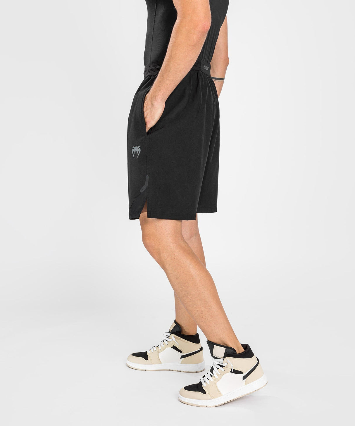 Venum Trainingsshorts G-Fit Air – Schwarz