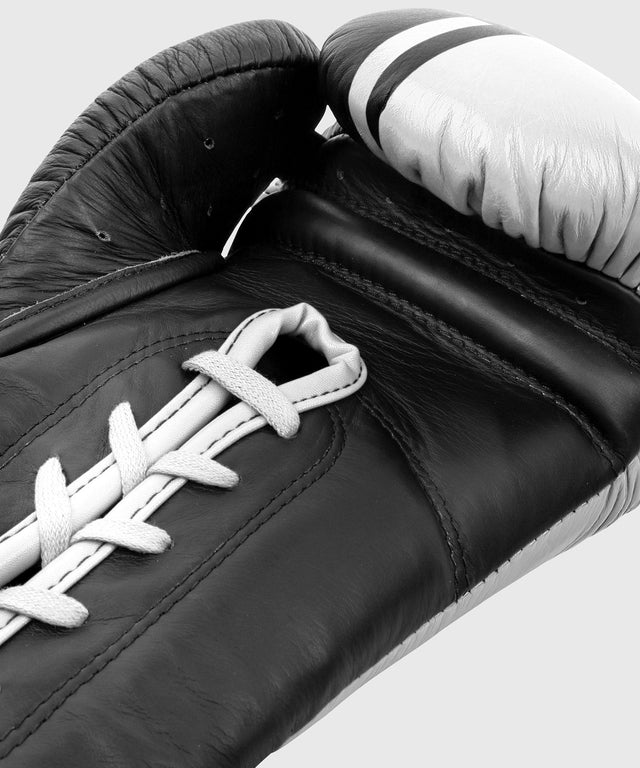 Venum Boxhandschuhe Shield Pro - Schwarz/Weiß