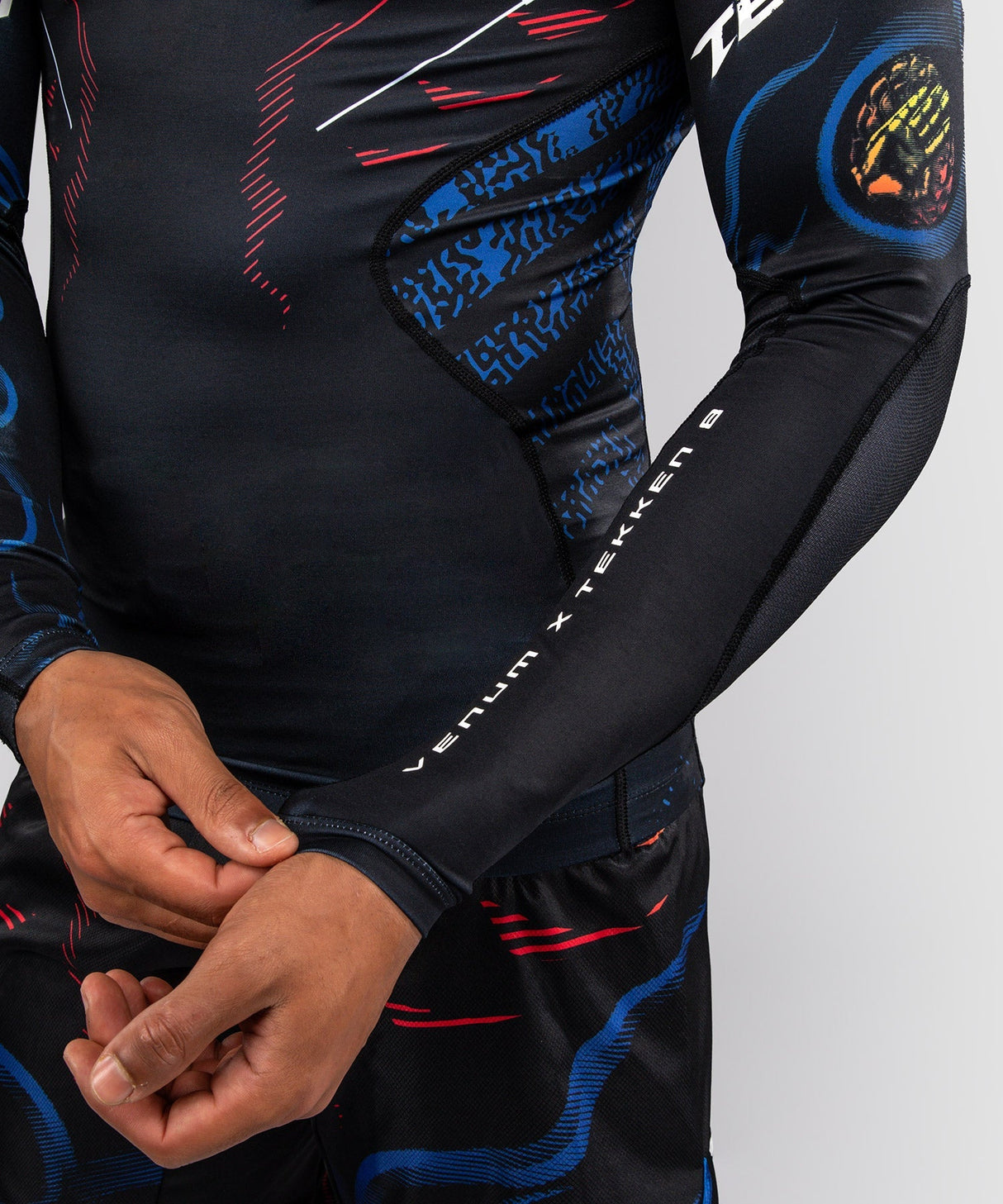 Venum Rashguard TEKKEN 8 Yoshimitsu - Schwarz/Orange - Foto 6