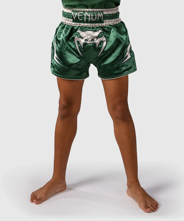 Venum Muay-Thai-Shorts Inferno Kids – Grün