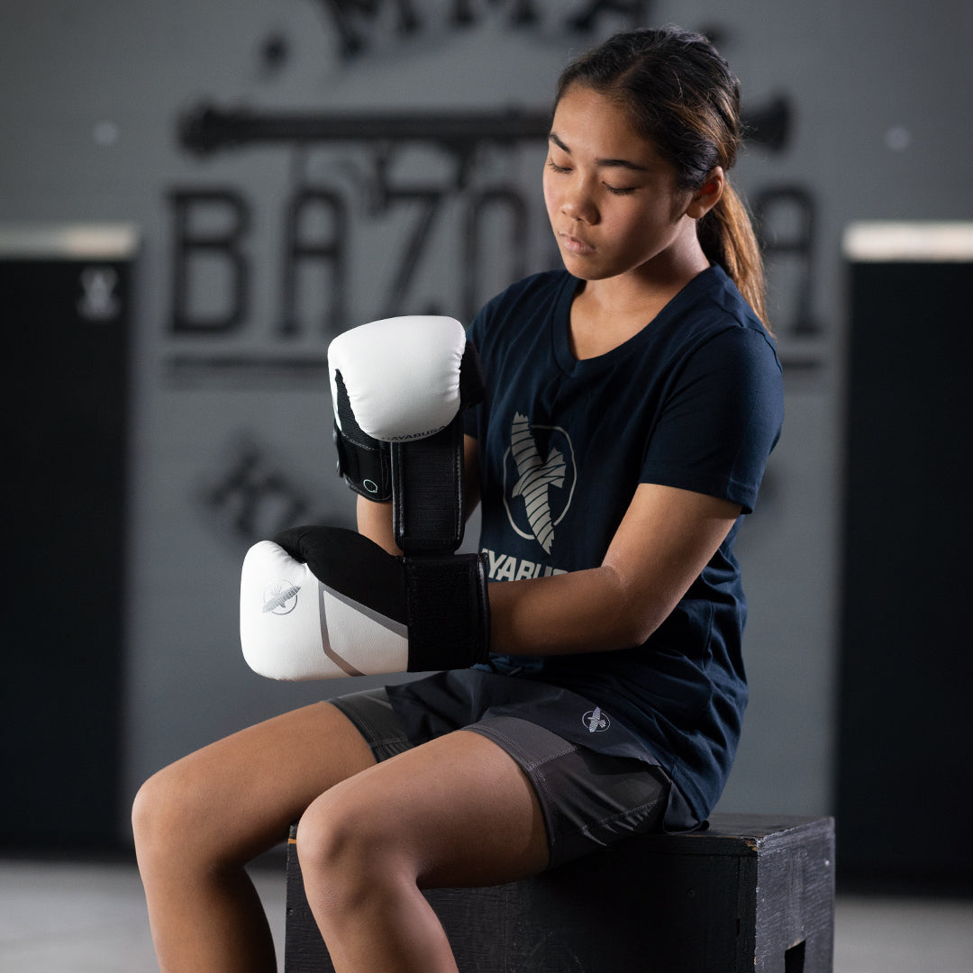 Hayabusa Boxhandschuhe E1 Kids - Weiss/Schwarz/Silber
